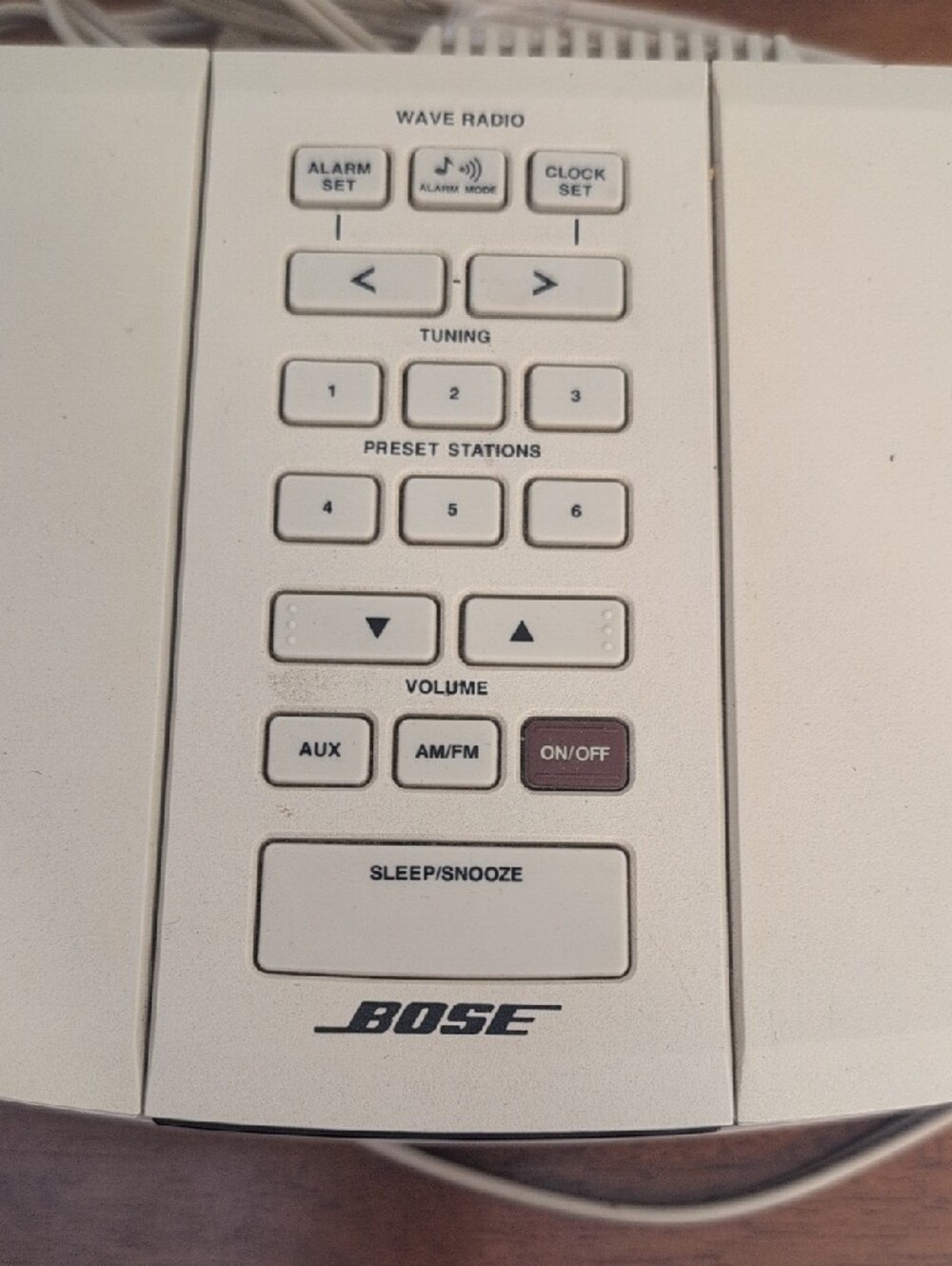 Bose Tabletop Radio Stereo System - Picture 3 of 5